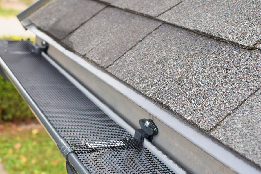 installed gutter of the house
